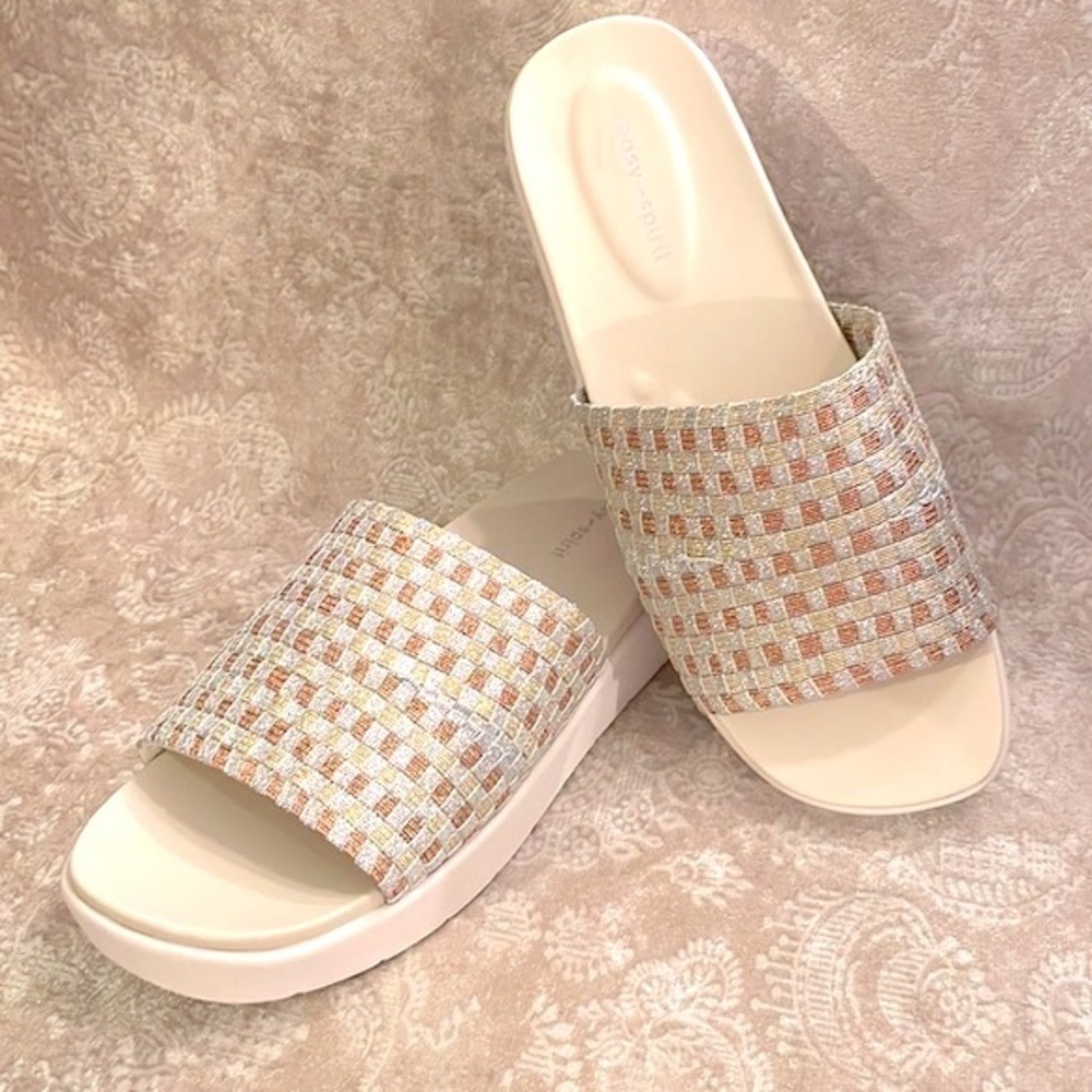 Brand New Easy Spirit Gold Tone Metallic Woven Large Strap Slip On Sandals Slide